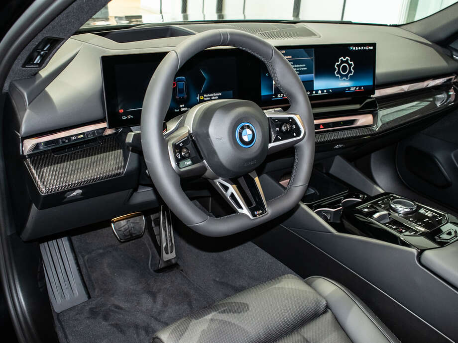 BMW i5 eDrive40 Touring (Bild 11/17)