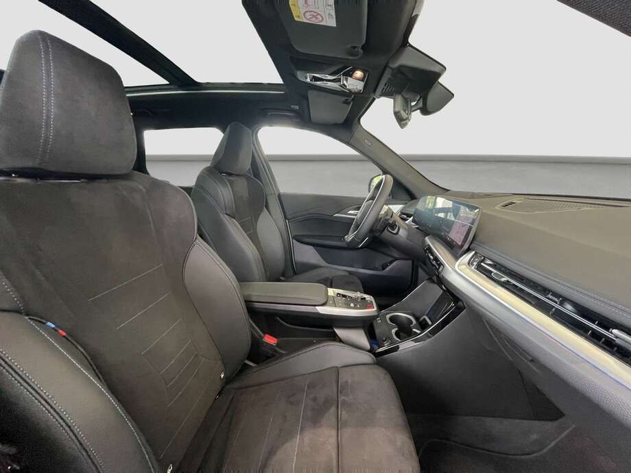 BMW X1 (Bild 8/16)