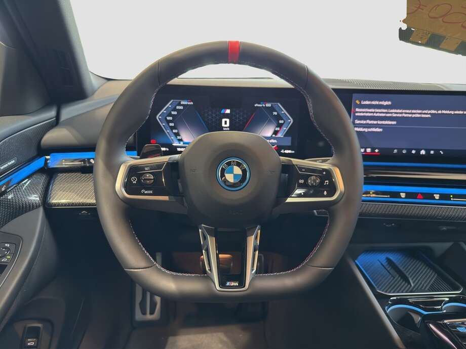 BMW i5 M60 xDrive Limousine (Bild 2/16)