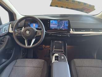 BMW 218 Active Tourer (Bild 3/16)