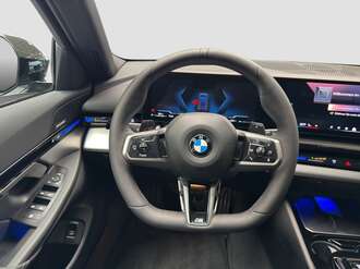 BMW 520d (Bild 2/17)