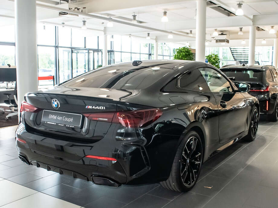 BMW M440 (Bild 10/17)