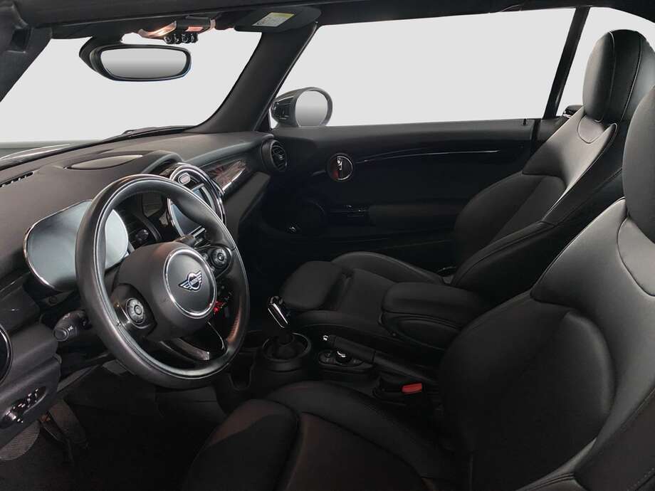 MINI Cooper Cabrio (Bild 2/21)
