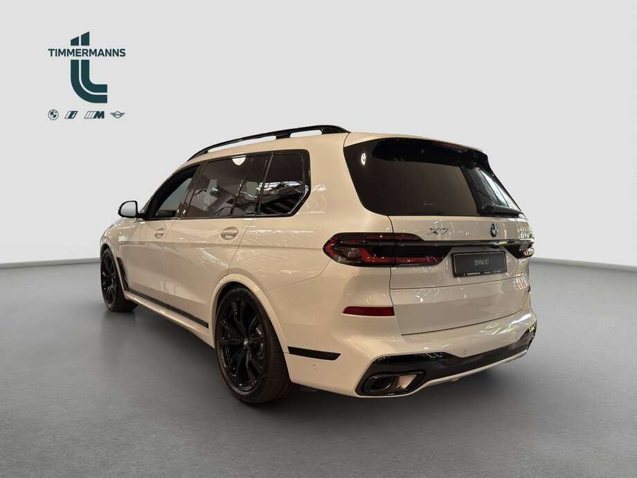 BMW X7 xDrive40d (Bild 10/16)