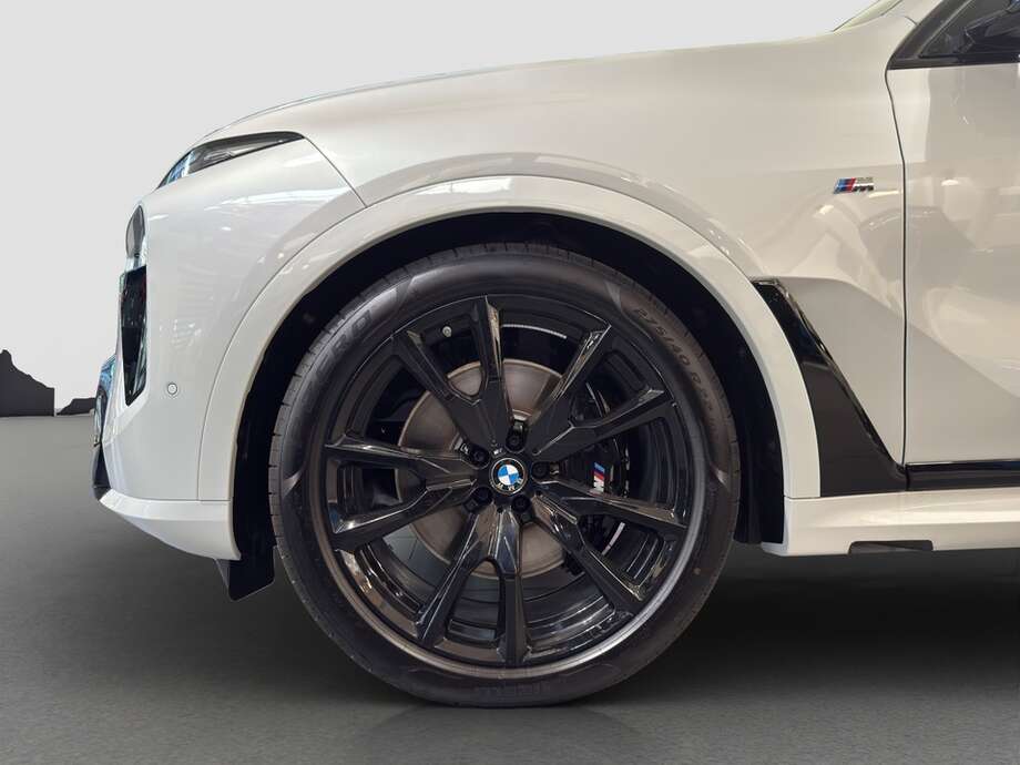 BMW X7 xDrive40d (Bild 13/16)