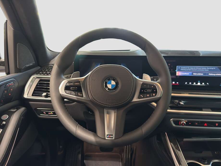 BMW X7 xDrive40d (Bild 4/16)