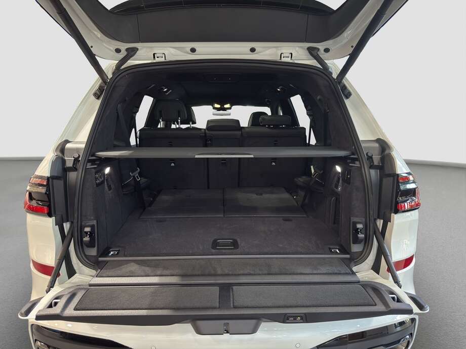 BMW X7 xDrive40d (Bild 7/16)