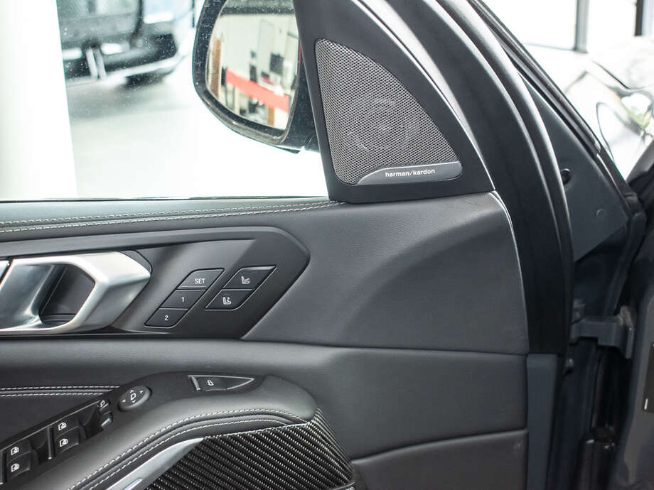 BMW X5 (Bild 6/18)