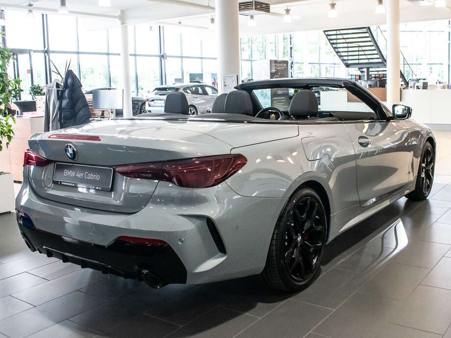 BMW 420i (Bild 10/17)