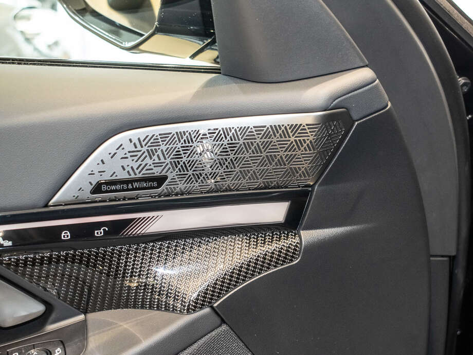 BMW i5 xDrive40 Limousine (Bild 5/15)
