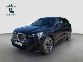 BMW iX1 xDrive30 (Bild 1/17)