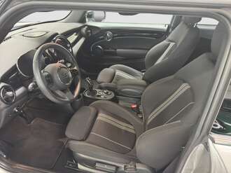MINI Cooper SE (Bild 2/17)
