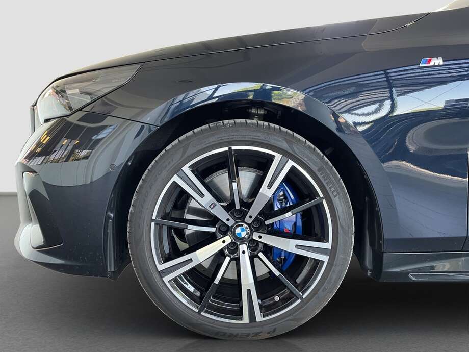 BMW 540d xDrive (Bild 8/15)