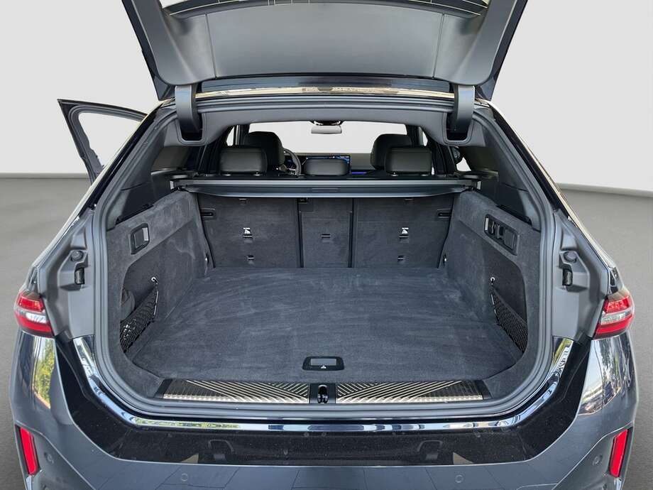 BMW 540d xDrive (Bild 5/15)