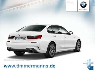 BMW 330e (Bild 2/5)