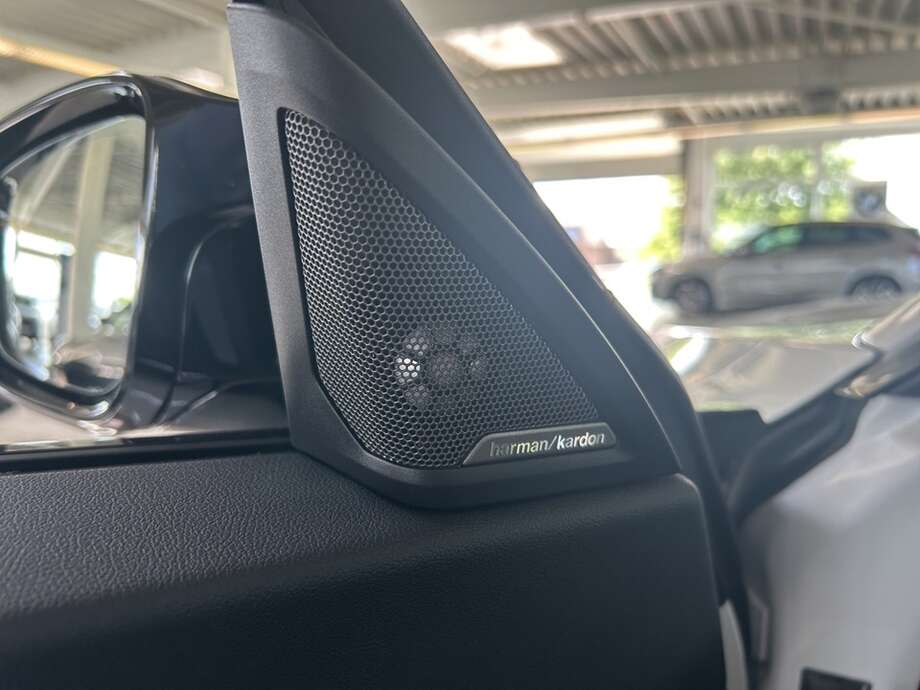 BMW M240i (Bild 6/16)