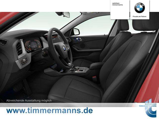 BMW 118d (Bild 12/18)