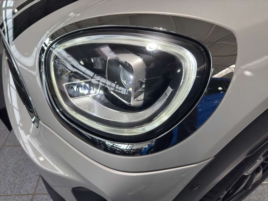 MINI Cooper D Countryman (Bild 7/17)