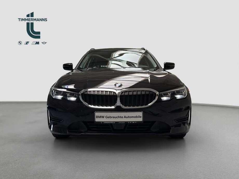 BMW 320d (Bild 14/15)