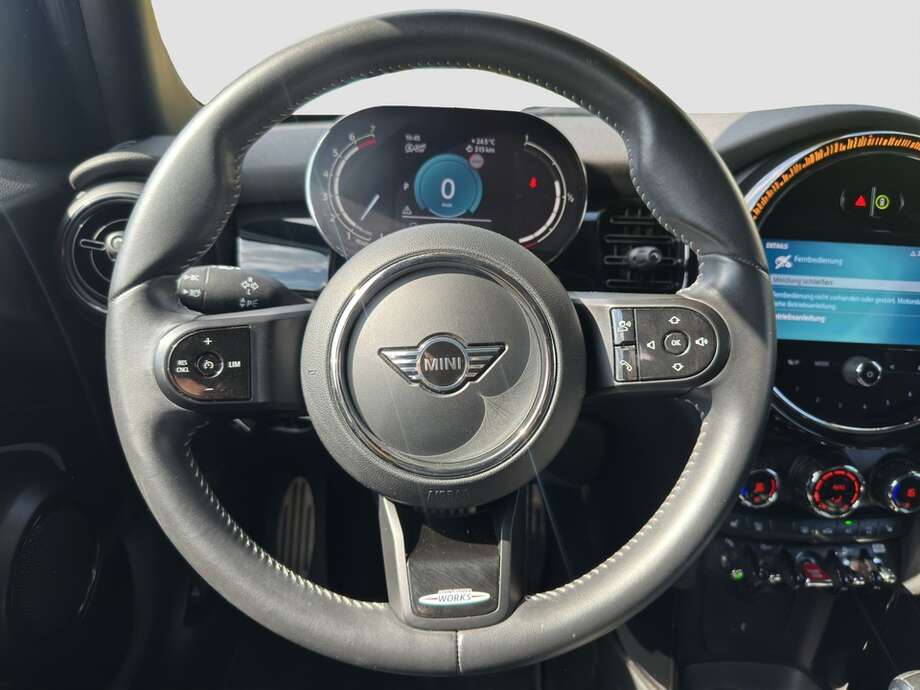 MINI Cooper (Bild 2/16)