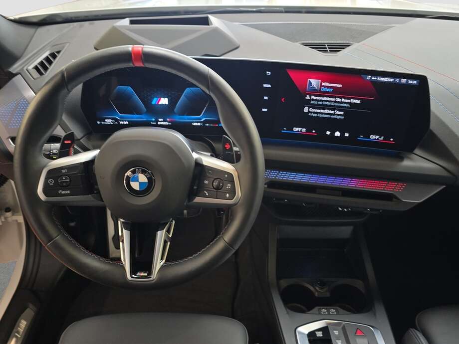 BMW M235i (Bild 13/18)