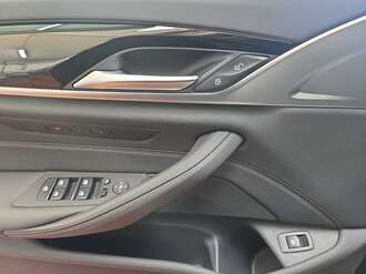 BMW 530i xDrive (Bild 2/19)