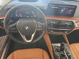 BMW 540d xDrive (Bild 2/19)
