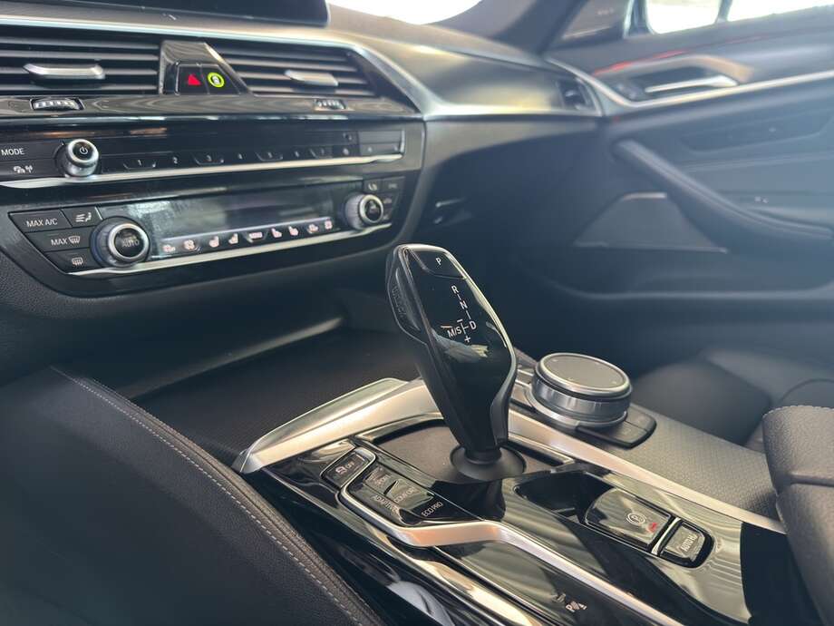 BMW M550 (Bild 11/22)