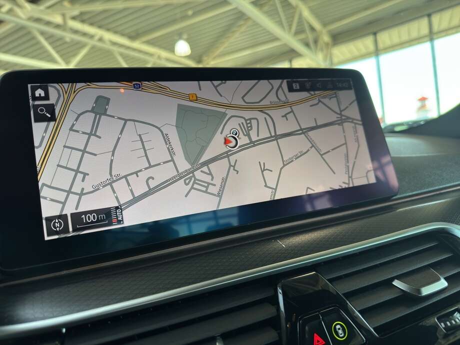 BMW M550 (Bild 13/22)
