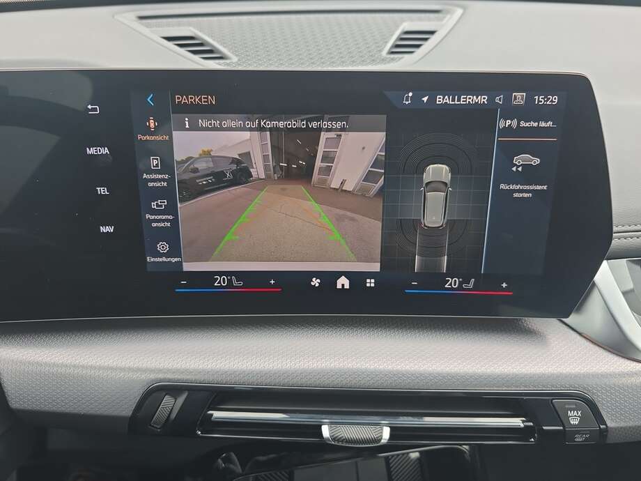 BMW X1 (Bild 10/18)