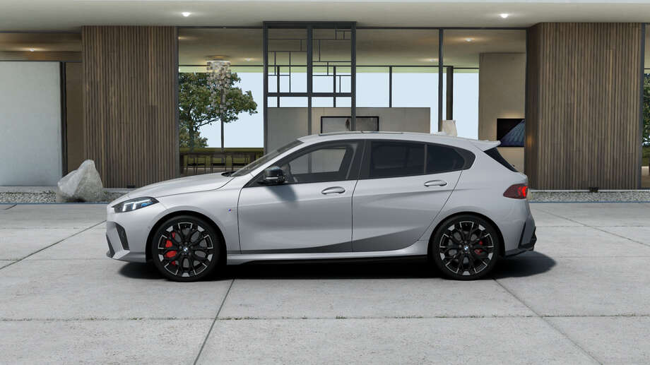 BMW M135 (Bild 10/17)