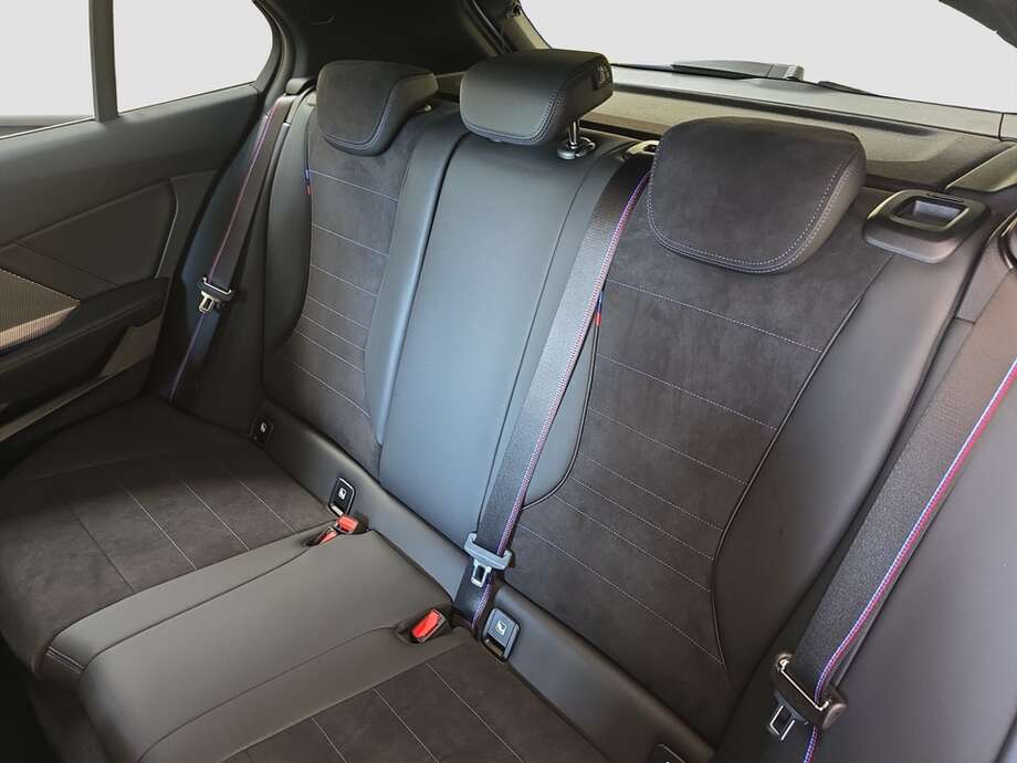 BMW M135 (Bild 6/17)