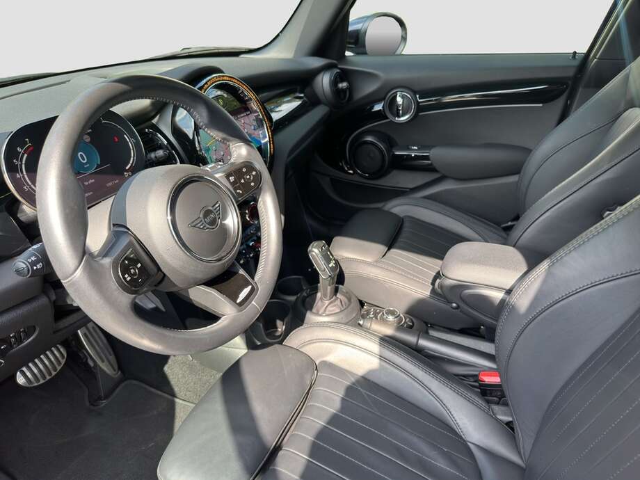 MINI Cooper (Bild 16/16)