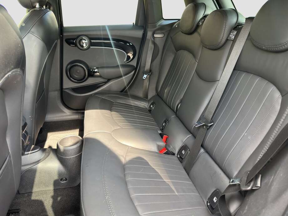 MINI Cooper (Bild 4/16)