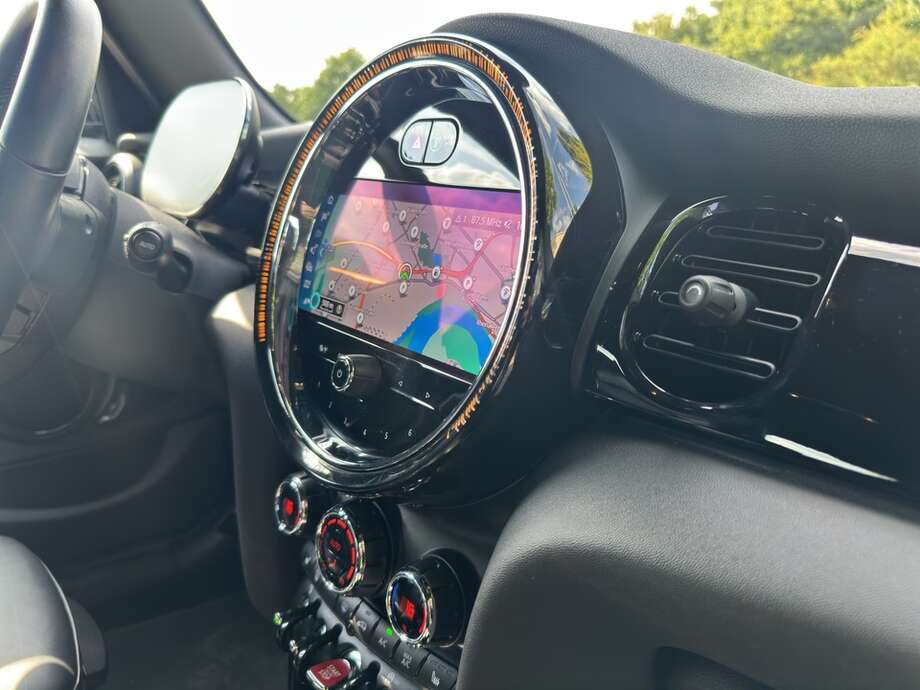 MINI Cooper (Bild 7/16)