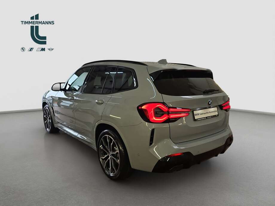 BMW X3 (Bild 12/18)