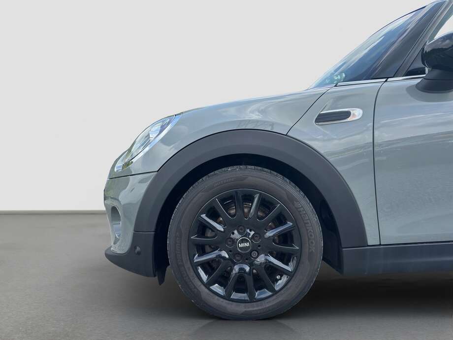 MINI Cooper (Bild 18/18)