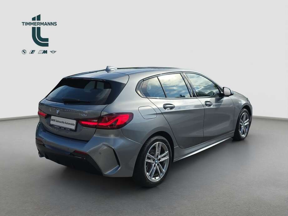 BMW 118i (Bild 14/18)