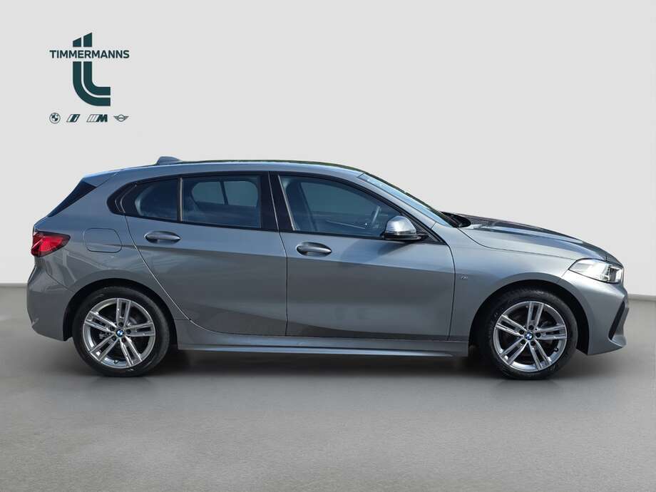 BMW 118i (Bild 15/18)