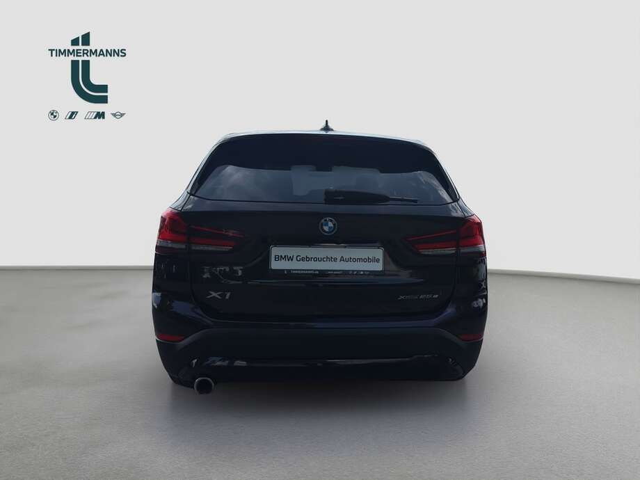 BMW X1 (Bild 10/15)