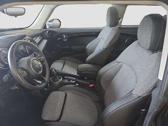 MINI Cooper (Bild 2/18)