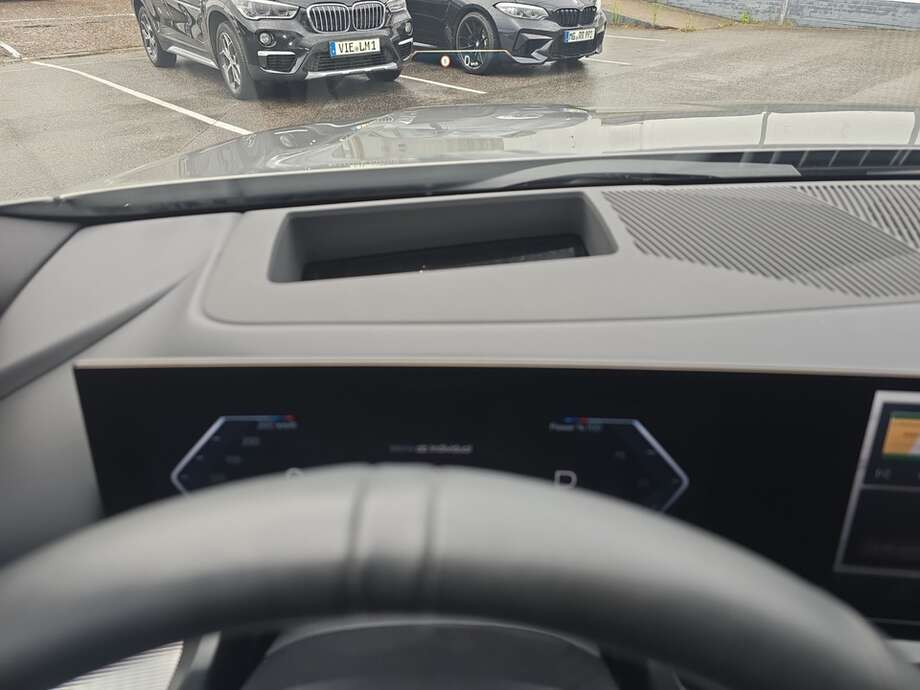 BMW 520d (Bild 10/19)