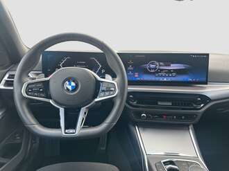 BMW 330i xDrive (Bild 2/16)