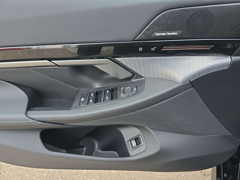 BMW 520d (Bild 8/19)