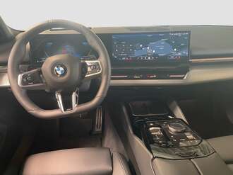 BMW 520d (Bild 2/13)
