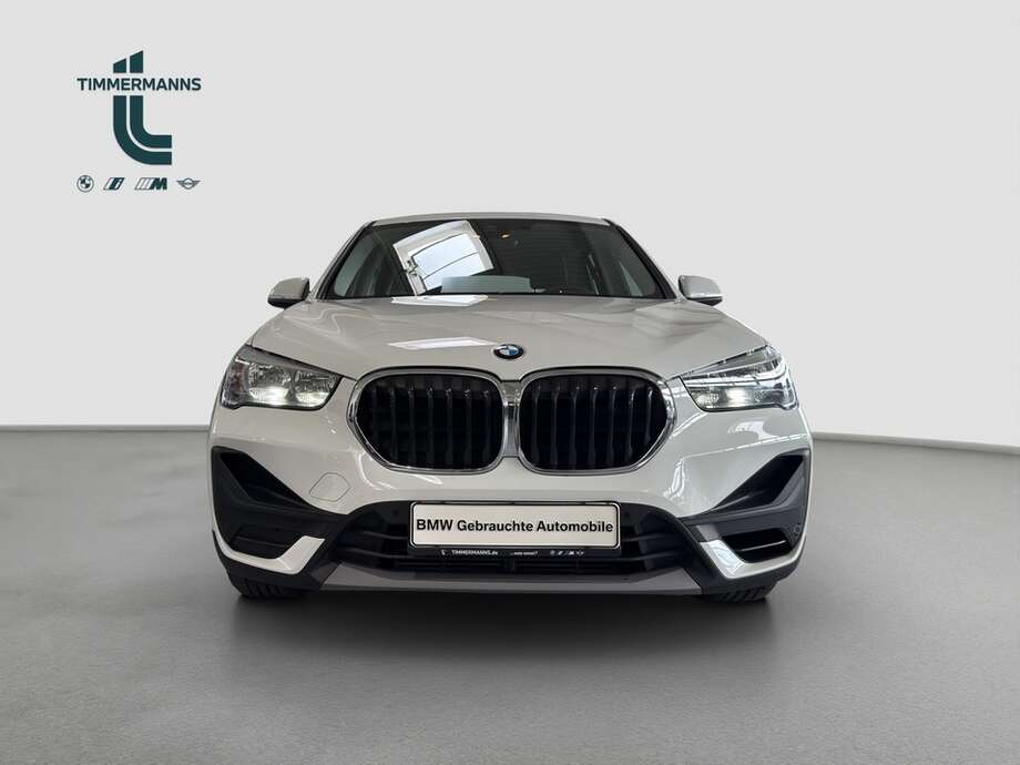 BMW X1 (Bild 14/15)