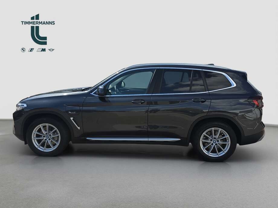 BMW X3 (Bild 11/18)