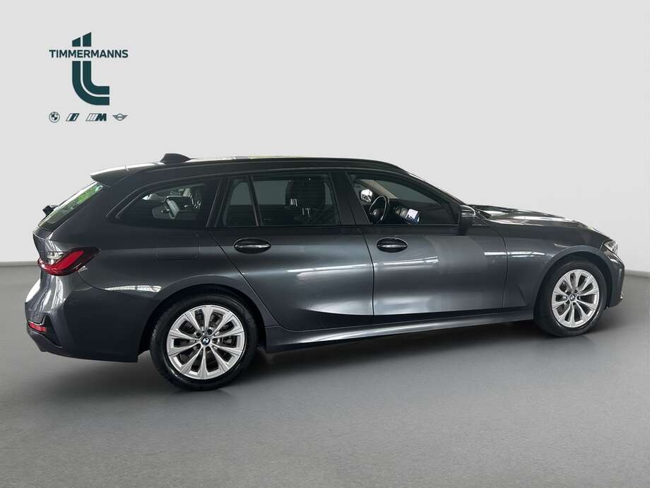 BMW 318i (Bild 12/15)
