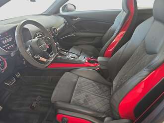 Audi TT RS (Bild 2/18)