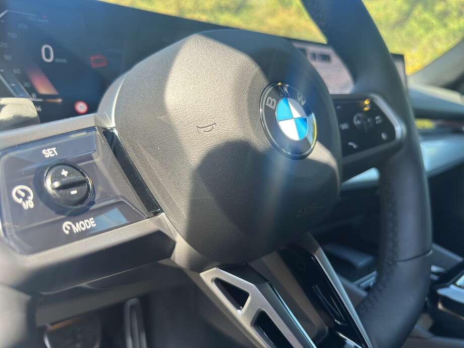 BMW 520d (Bild 8/18)